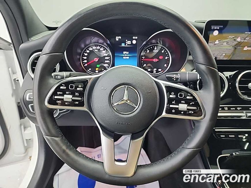 Mercedes-Benz C-Class 2020