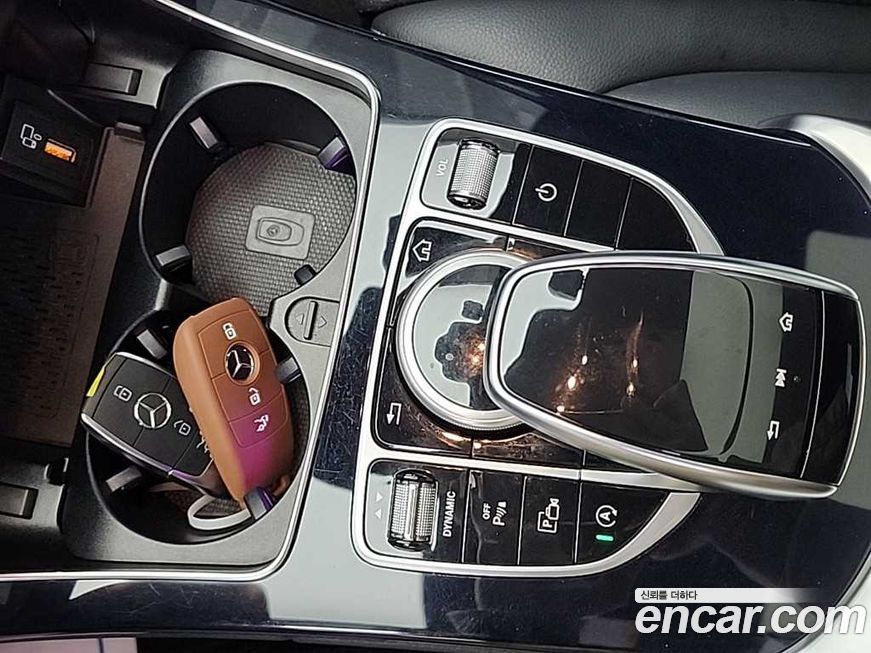 Mercedes-Benz C-Class 2020