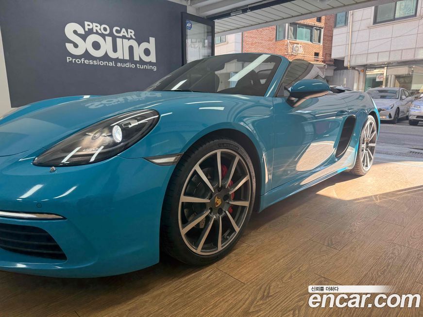 Porsche 718 2017