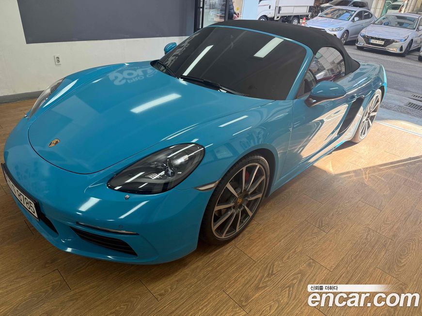 Porsche 718 2017