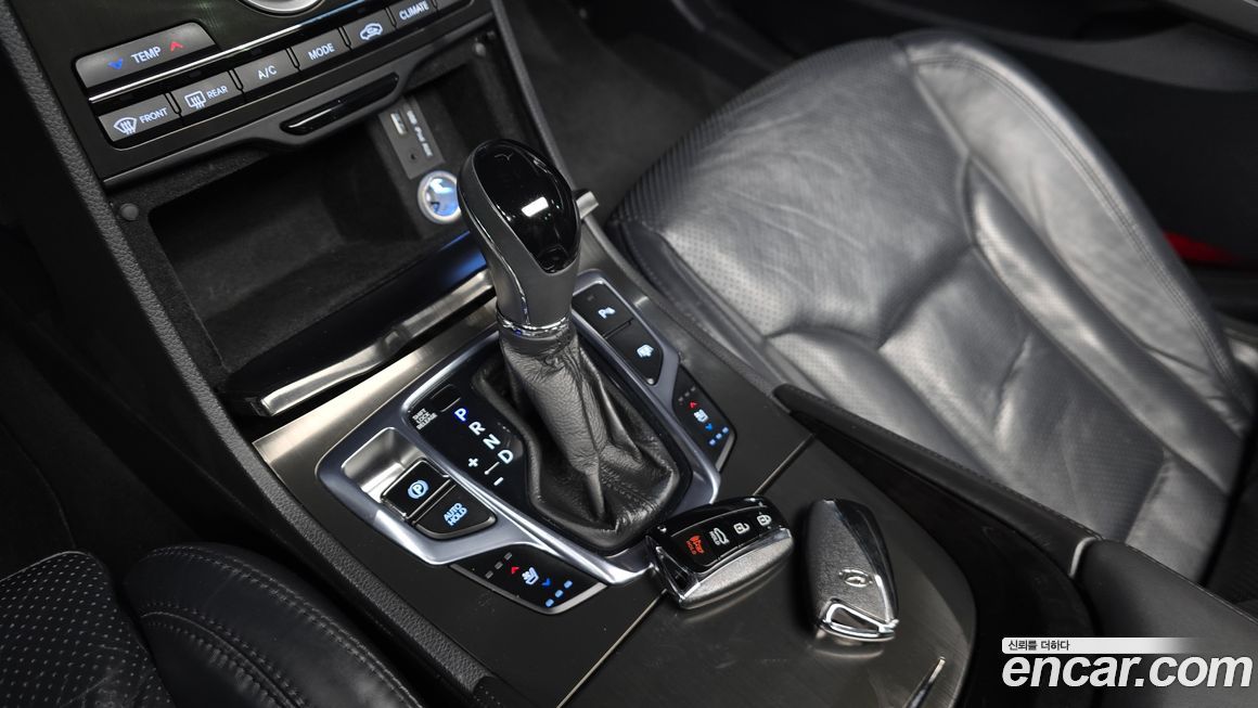 Hyundai Grandeur 2016