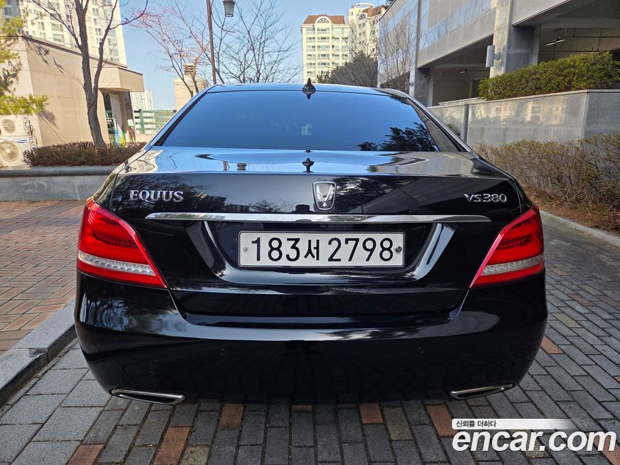Hyundai Equus 2015
