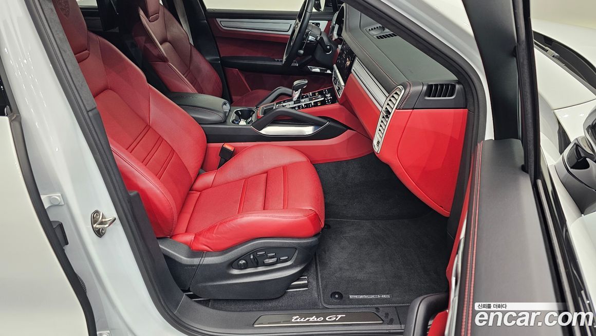 Porsche Cayenne 2023