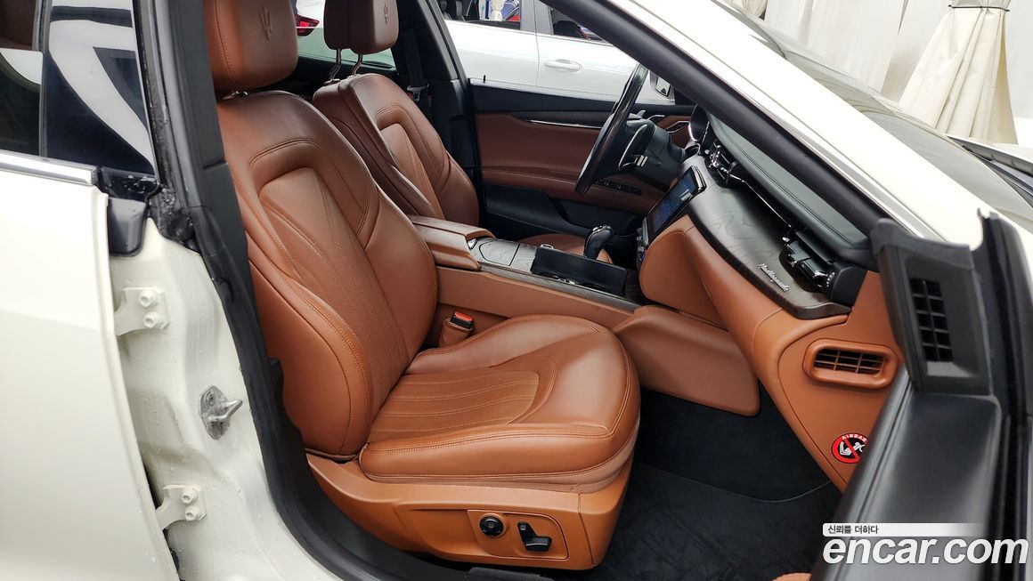 Maserati Quattroporte 2017