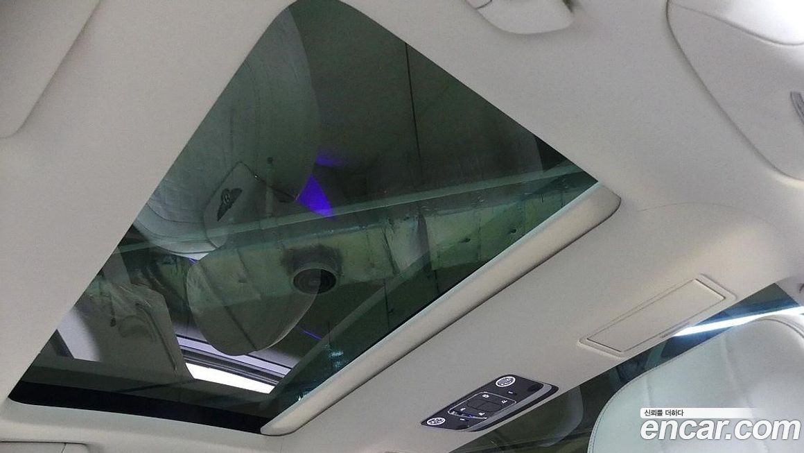 Bentley Flying Spur 2023