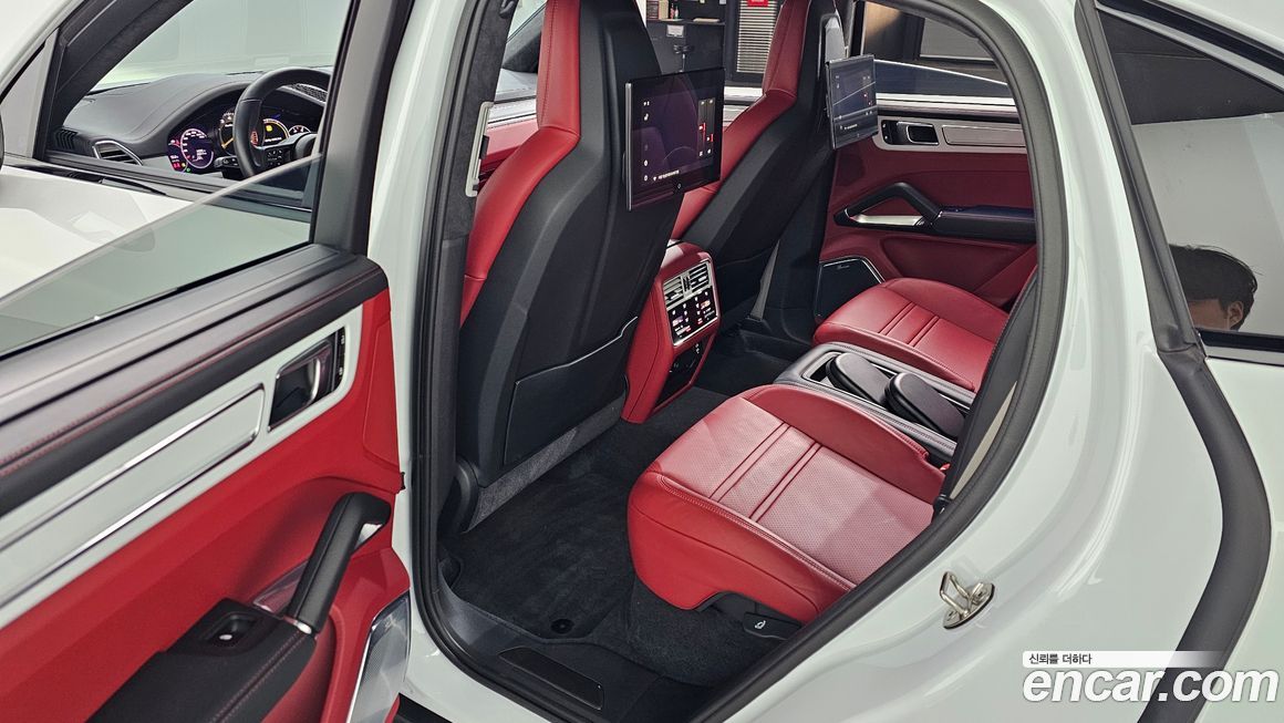 Porsche Cayenne 2023