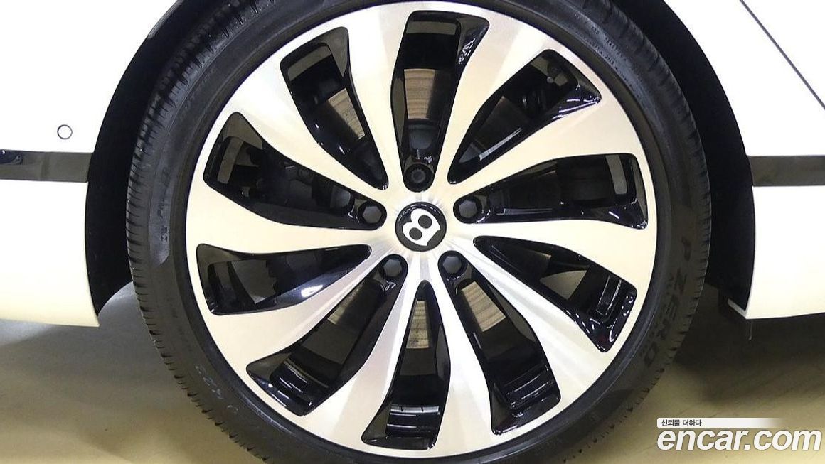 Bentley Flying Spur 2023