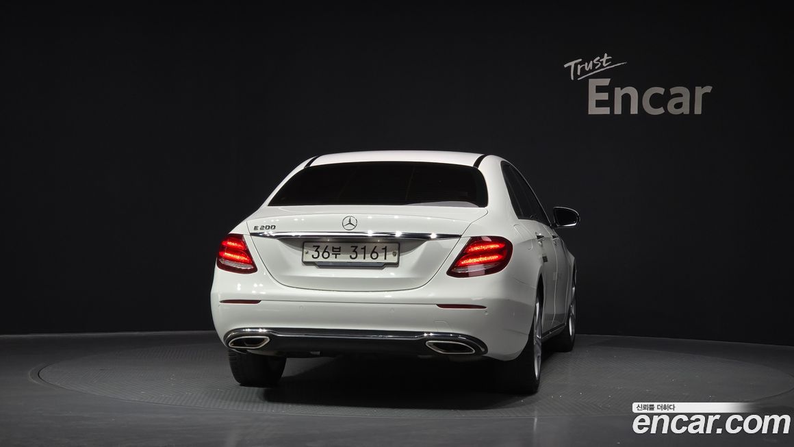 Mercedes-Benz E-Class 2018