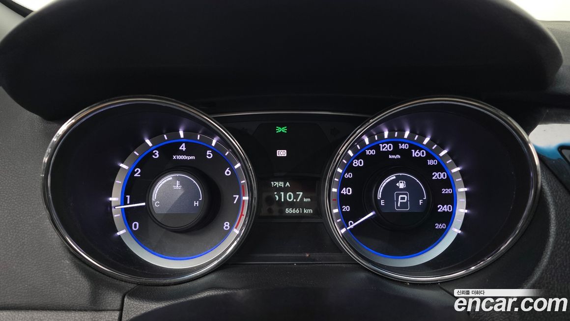 Hyundai Sonata 2010