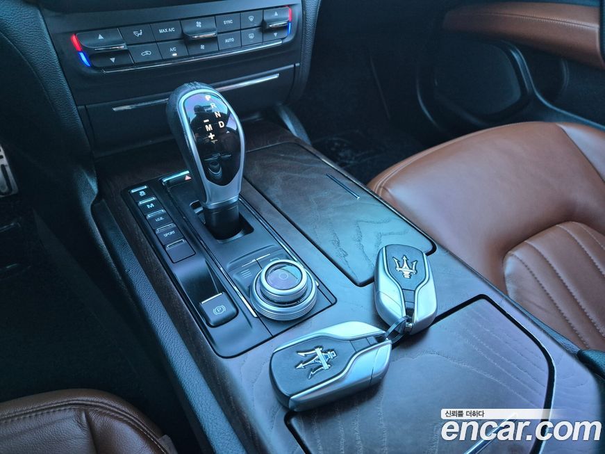 Maserati Ghibli 2017