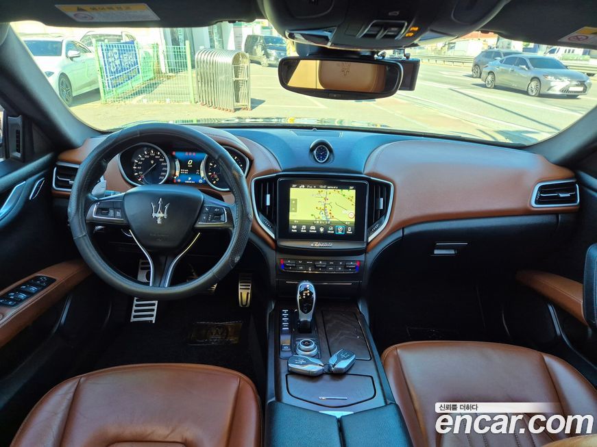 Maserati Ghibli 2017
