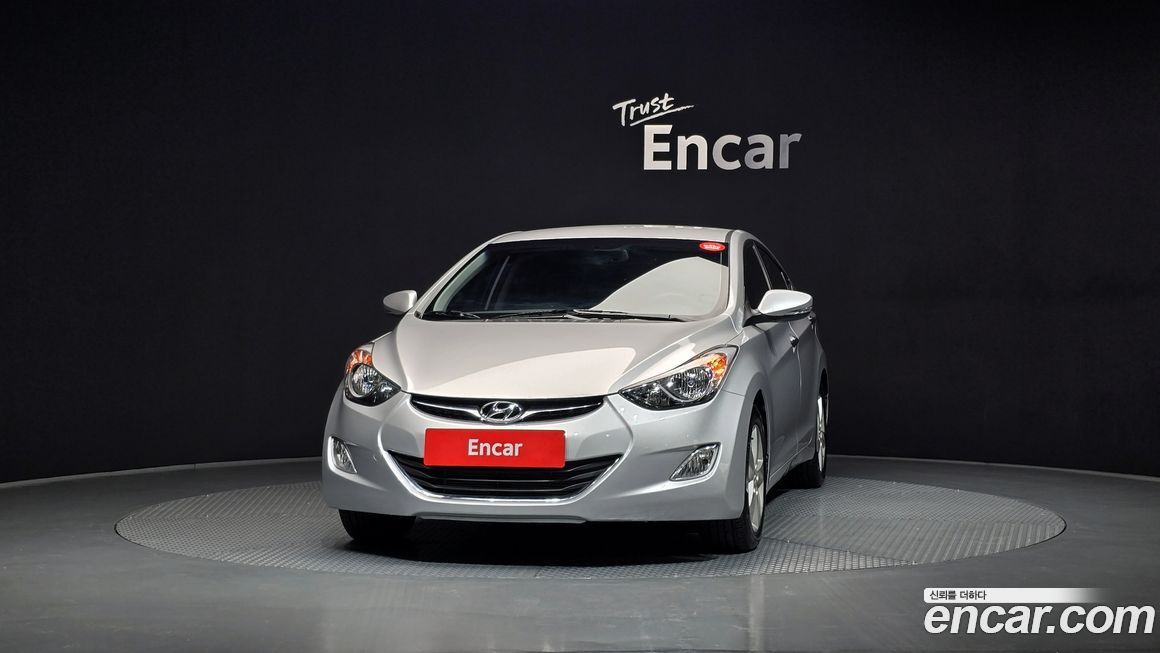 Hyundai AVANTE 2011