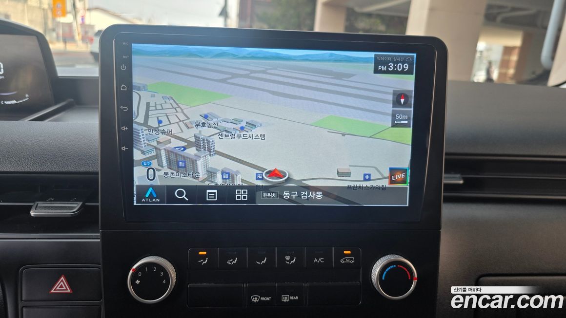 Hyundai Staria 2022
