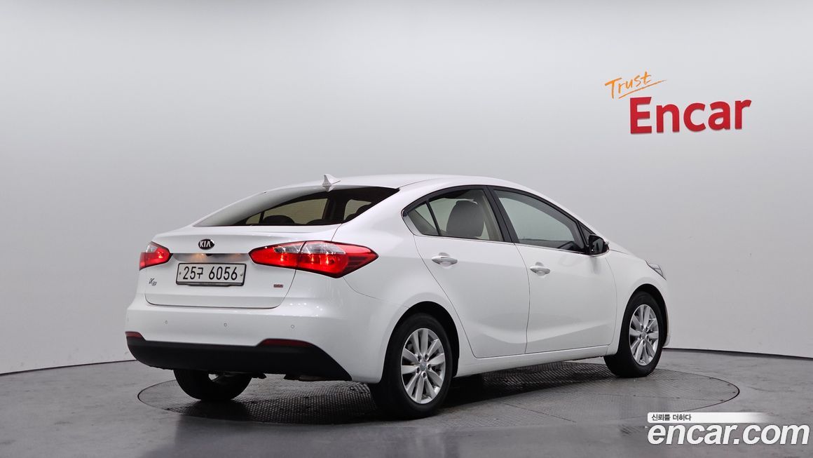 Kia K3 2013