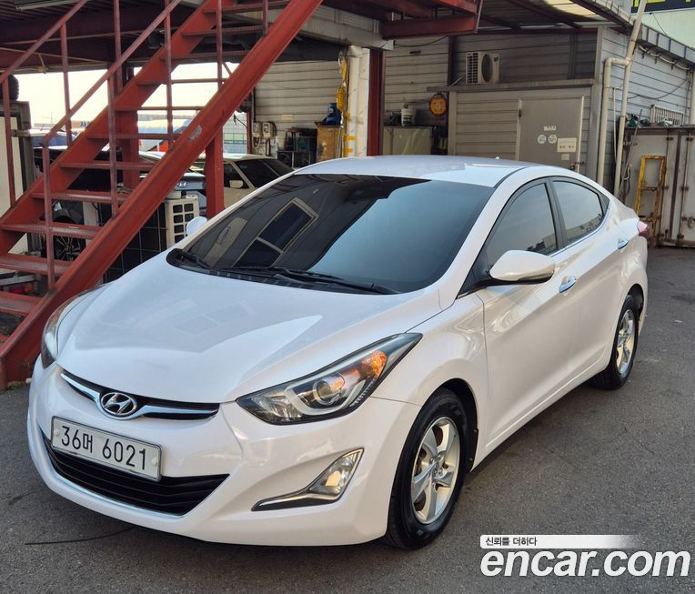 Hyundai AVANTE 2015