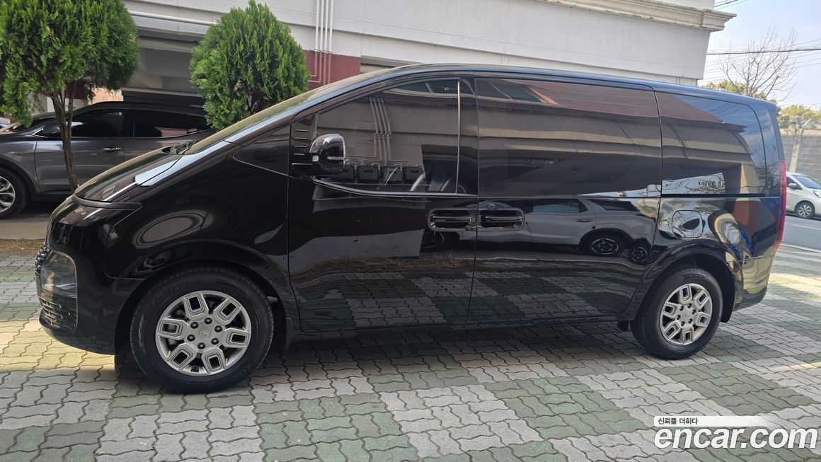 Hyundai Staria 2022