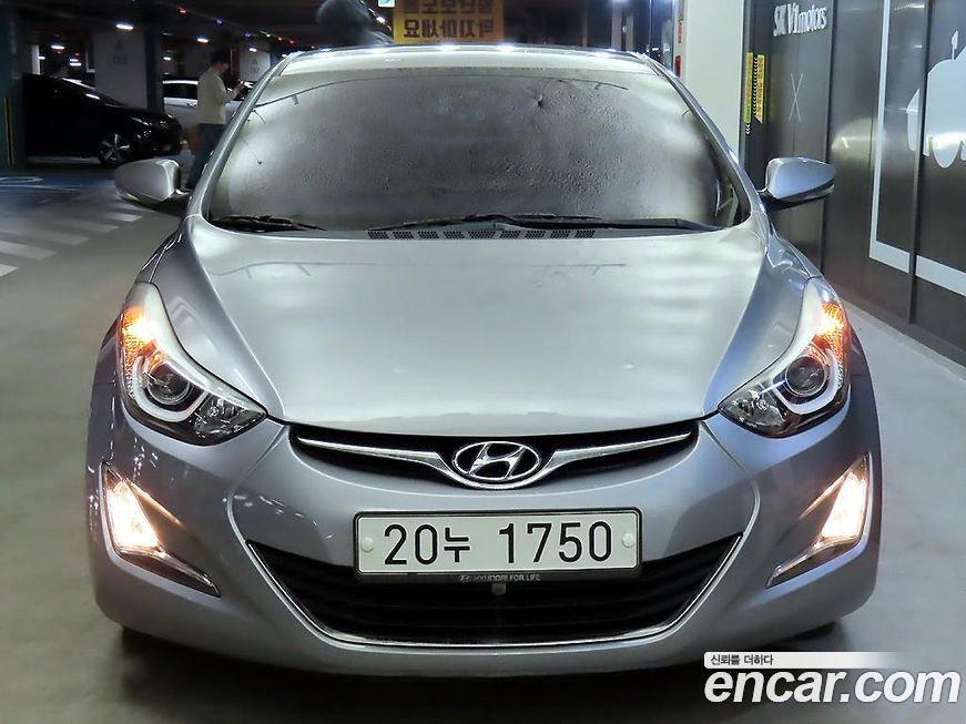 Hyundai AVANTE 2015