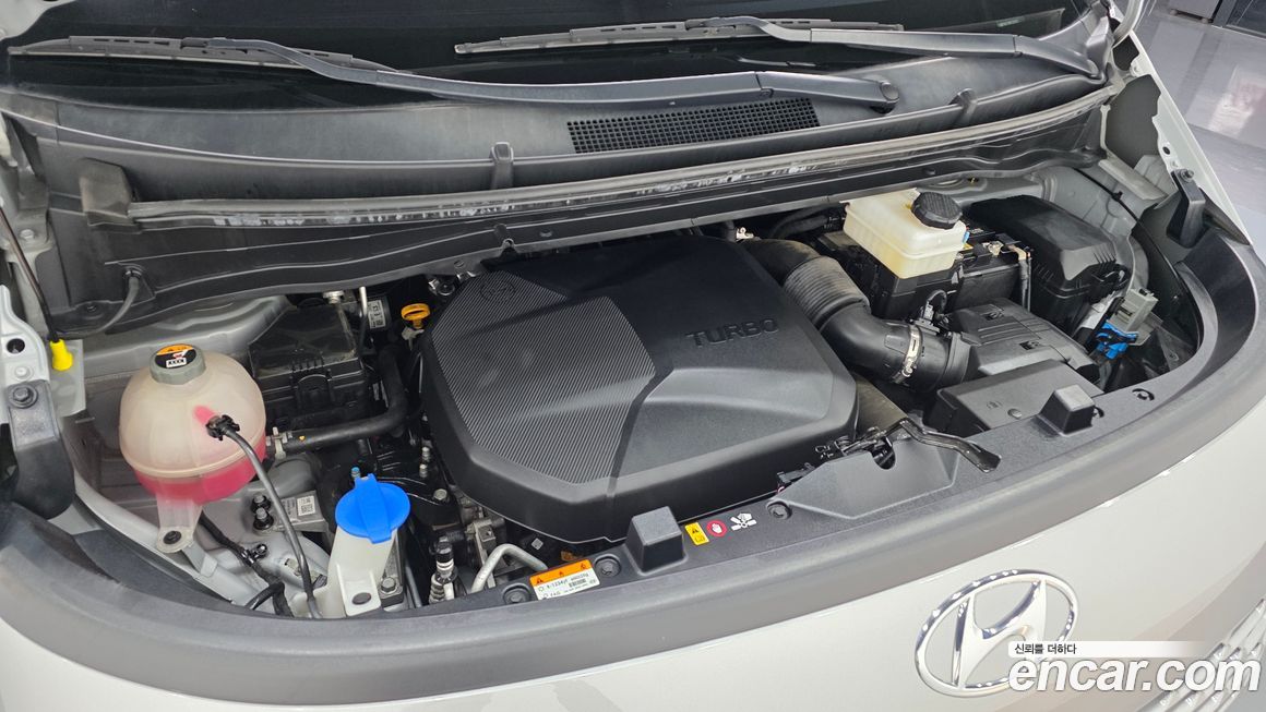 Hyundai Staria 2023