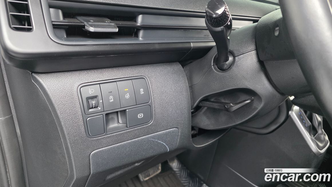 Hyundai Staria 2023