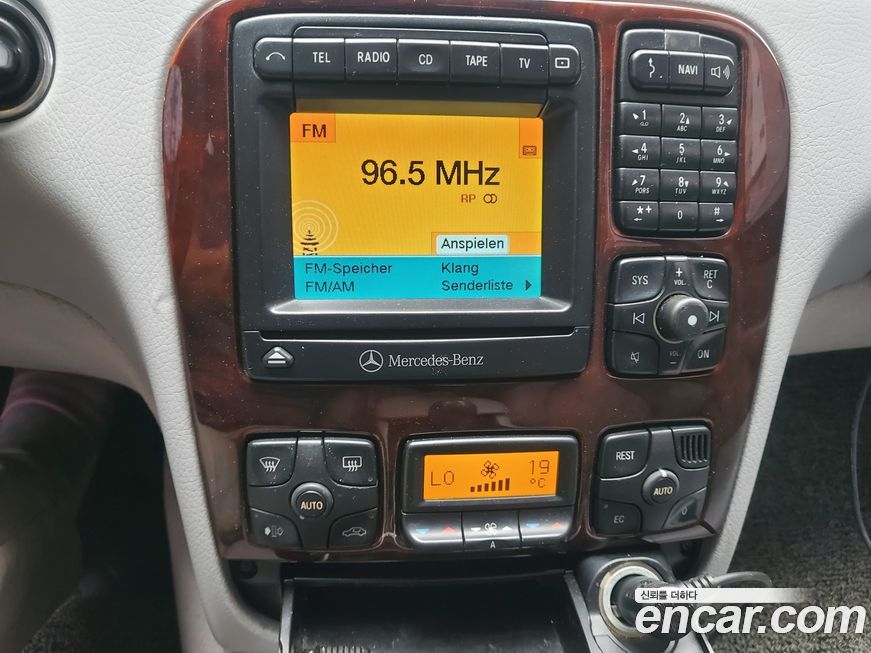 Mercedes-Benz S-Class 2000