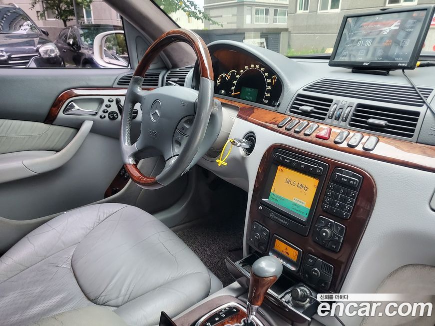 Mercedes-Benz S-Class 2000