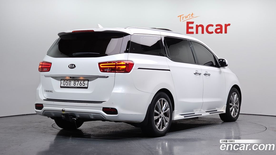 Kia Canival 2019
