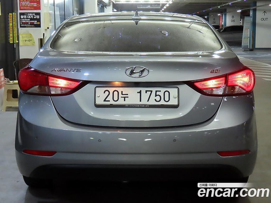 Hyundai AVANTE 2015