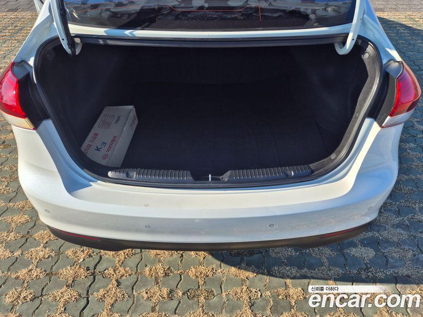Kia K3 2016