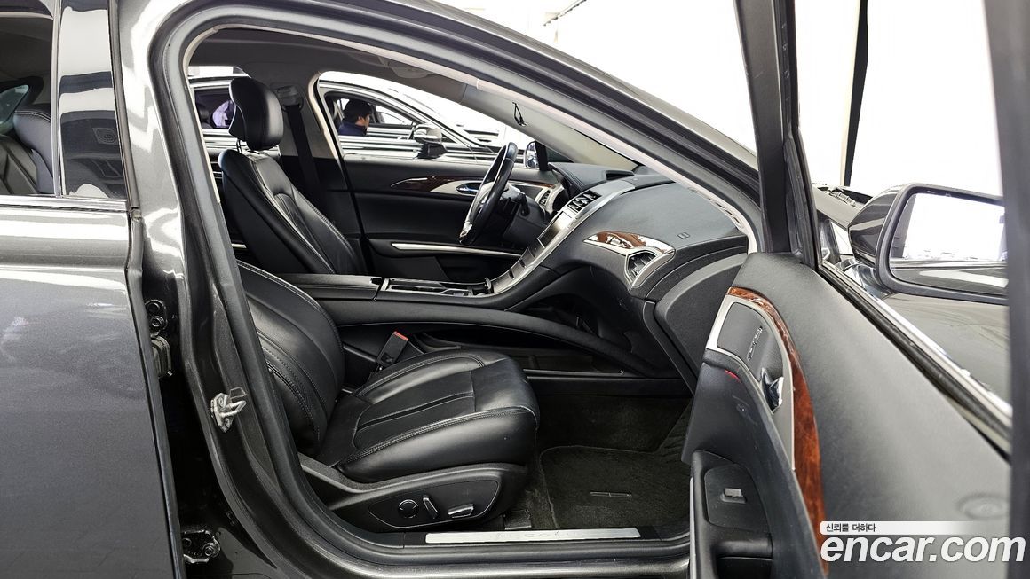 Lincoln MKZ 2016