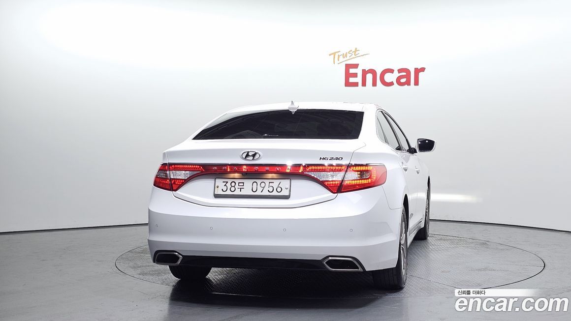 Hyundai Grandeur 2016