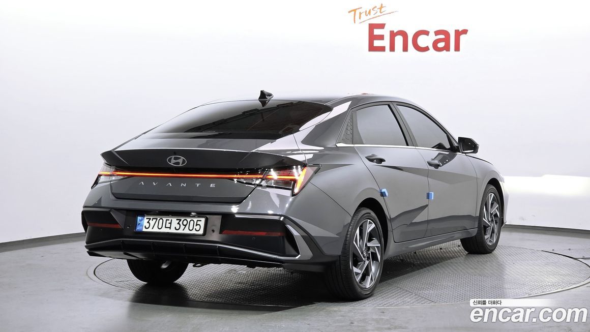 Hyundai AVANTE 2024