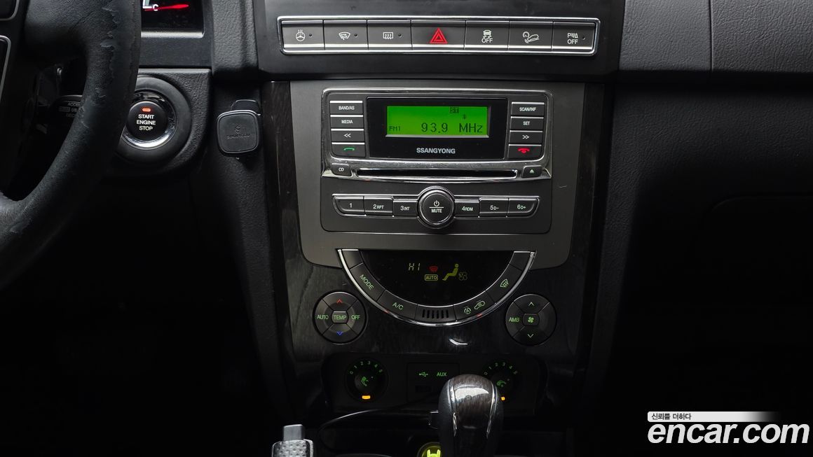 KG_Mobility_Ssangyong Rexton 2015