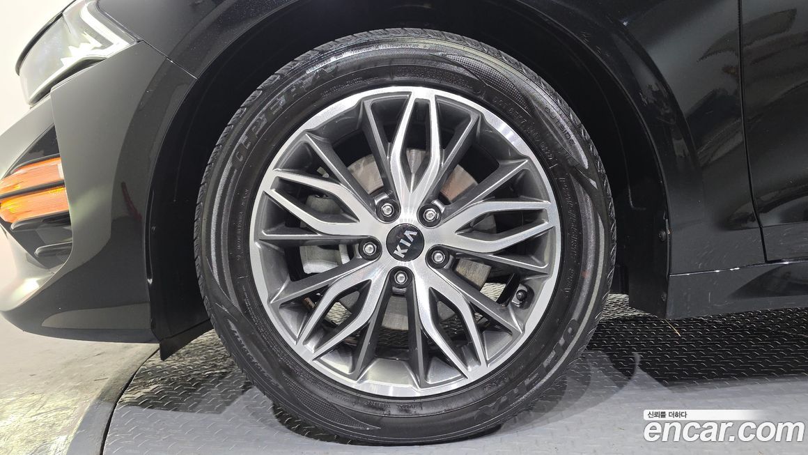 Kia K5 2021