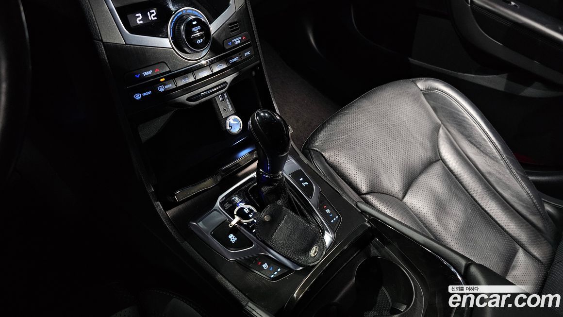 Hyundai Grandeur 2015