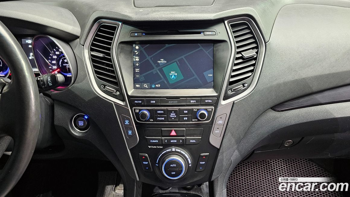 Hyundai Santafe 2015