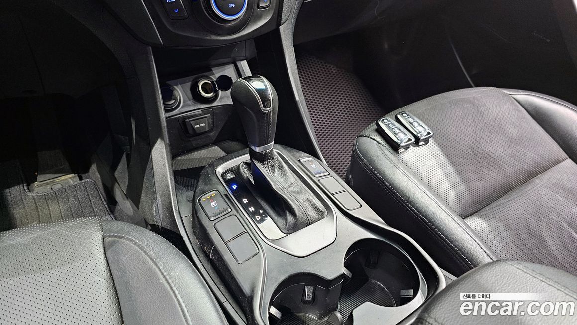 Hyundai Santafe 2015