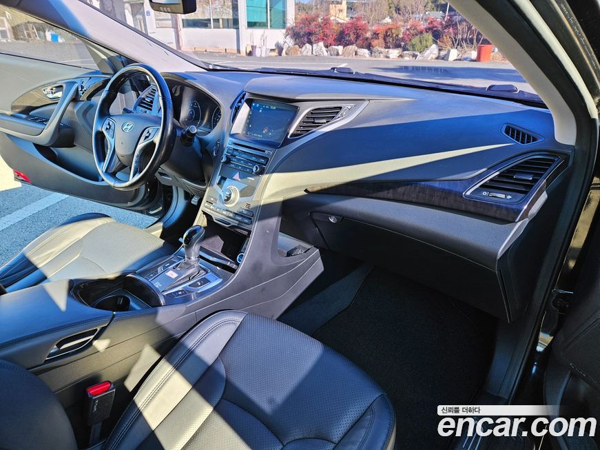 Hyundai Grandeur 2016