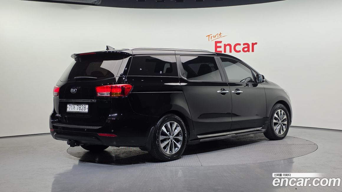 Kia Canival 2016