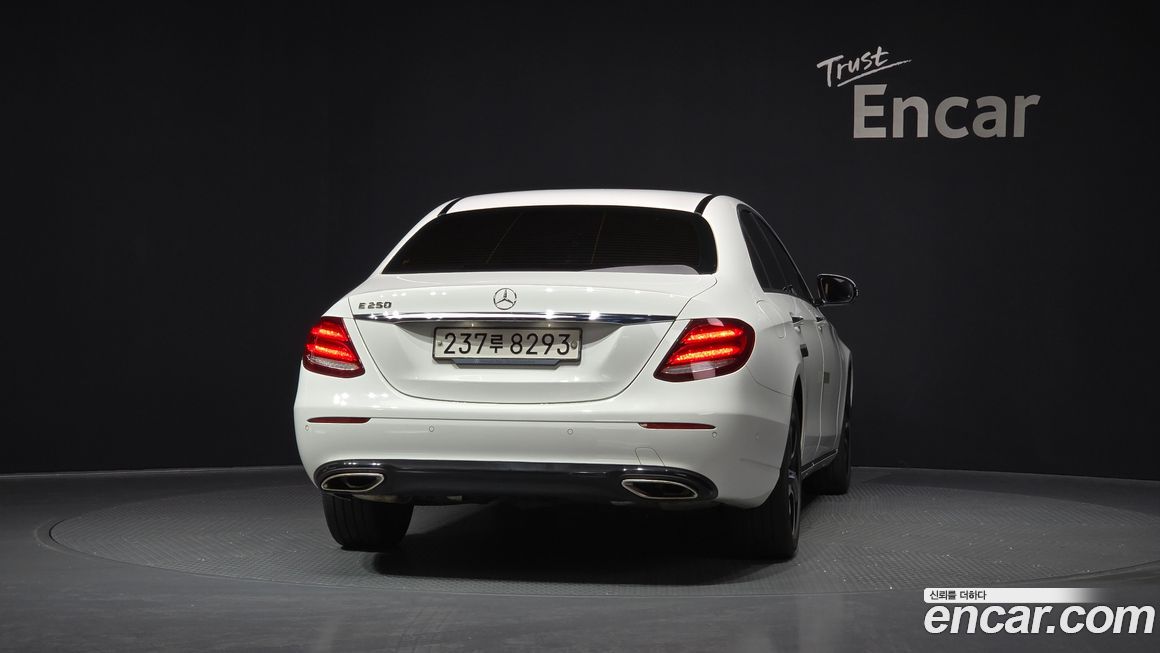 Mercedes-Benz E-Class 2020