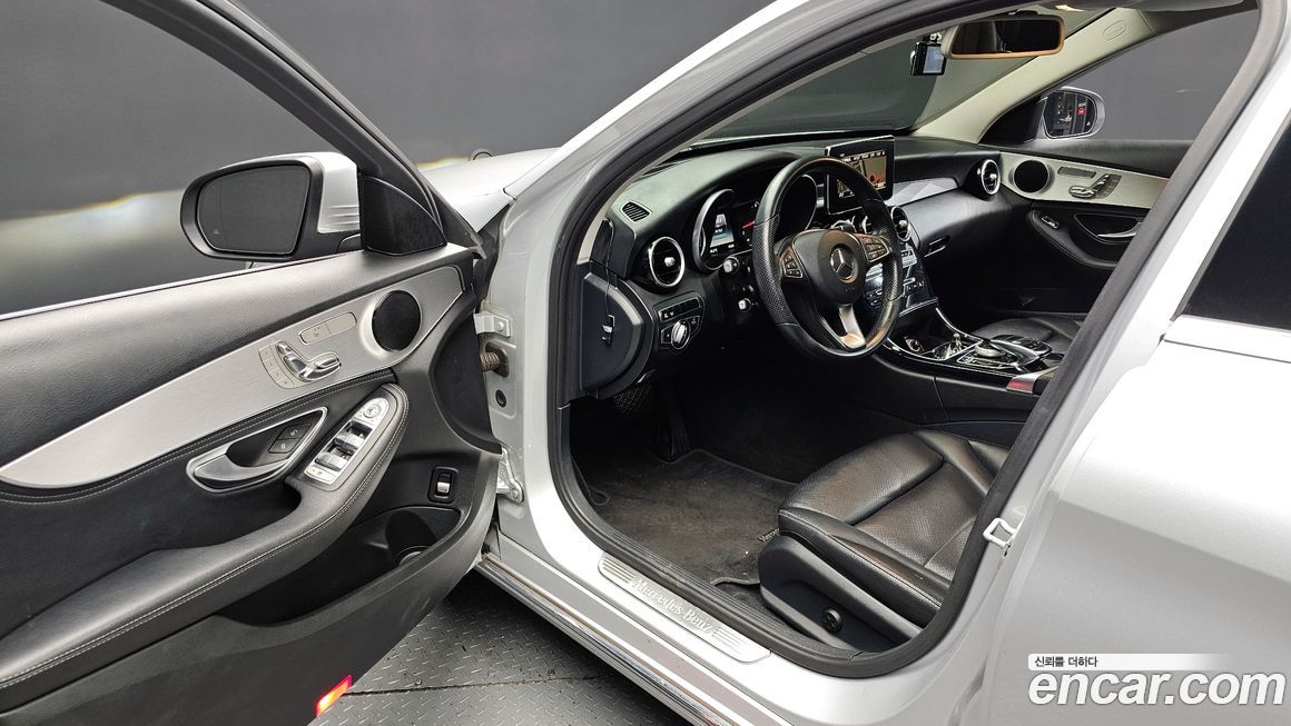 Mercedes-Benz C-Class 2015