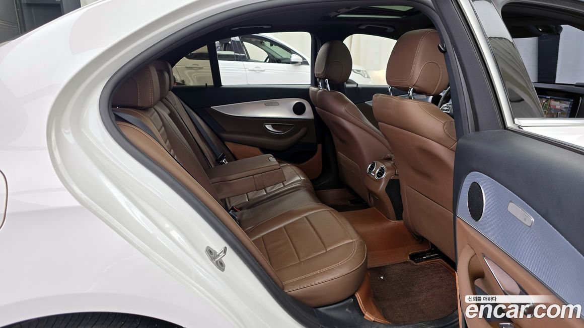 Mercedes-Benz E-Class 2020