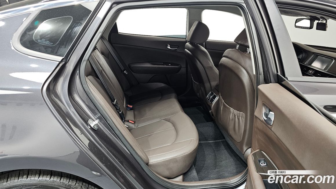 Kia K5 2019