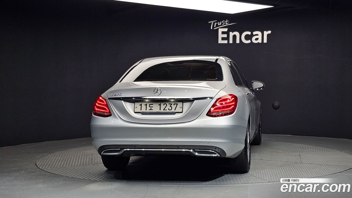 Mercedes-Benz C-Class 2015