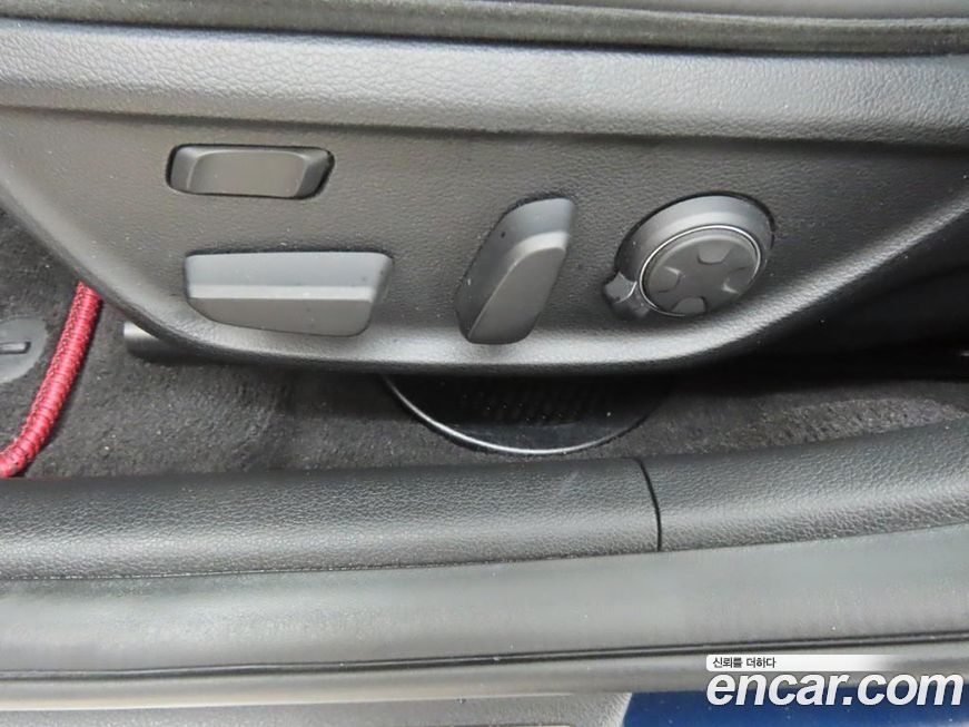 Genesis G70 2020