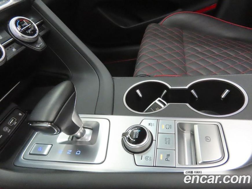 Genesis G70 2020