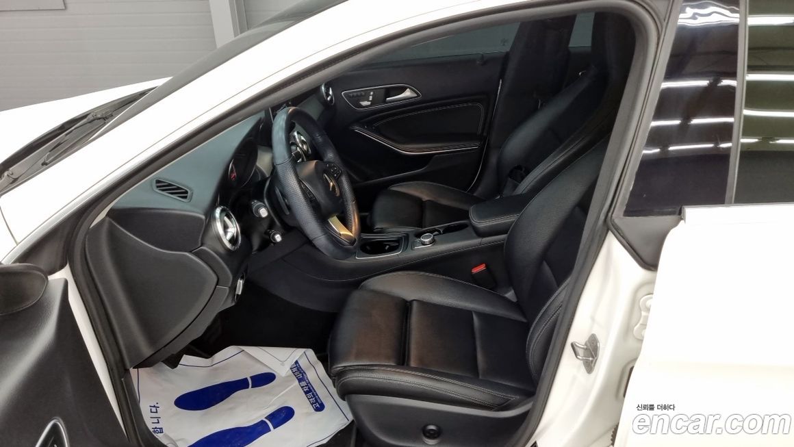 Mercedes-Benz CLA-Class 2019