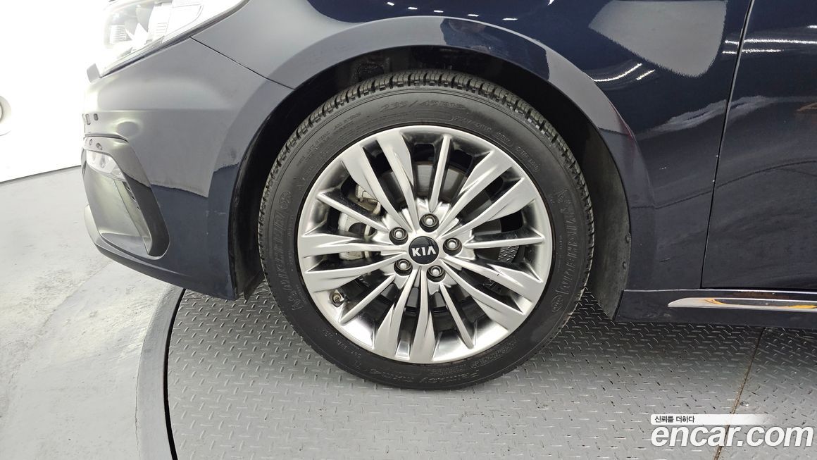 Kia K5 2019