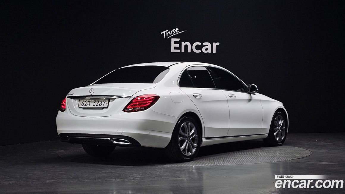 Mercedes-Benz C-Class 2016