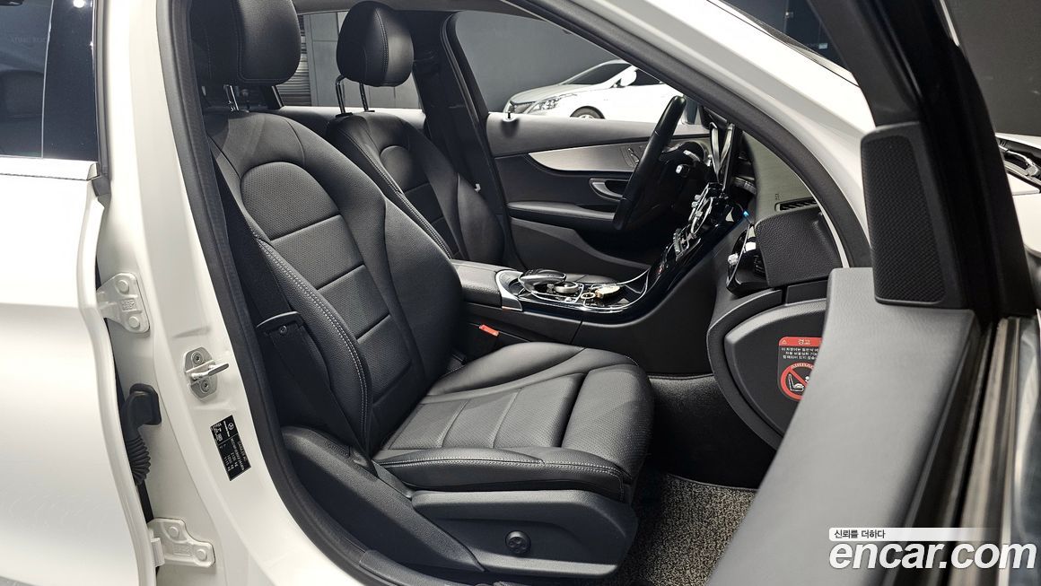 Mercedes-Benz C-Class 2016