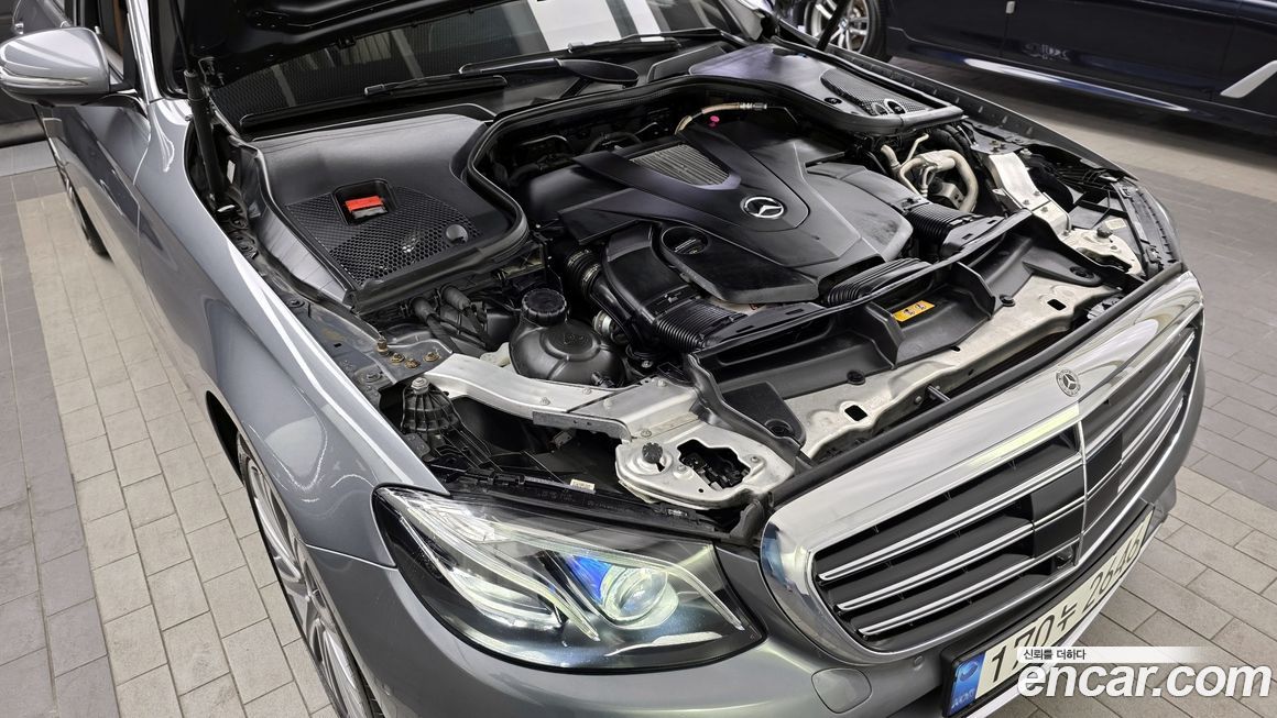 Mercedes-Benz E-Class 2018